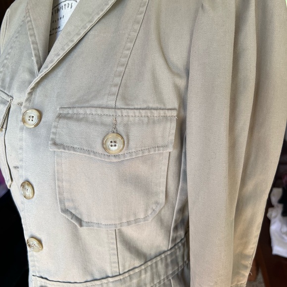Vintage Early Y2K JUICY COUTURE 100% Cotton tan Jacket w/ buttons down sleeve. - Picture 8 of 16